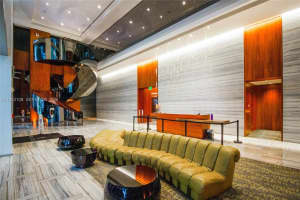 1300 Brickell Bay Dr 3302, Miami