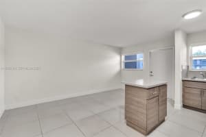 6034 Arthur St 2 Hollywood, FL 33024 - MLS#A11953109