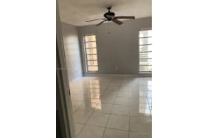 4848 Nw 24th Ct 306 Lauderdale Lakes, FL 33313 - MLS#A11953202