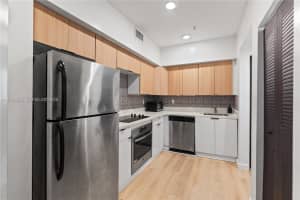 810 7th St 102 Miami Beach, FL 33139 - MLS#A11953228