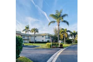 14 Vista Gardens Trl 103, Vero Beach