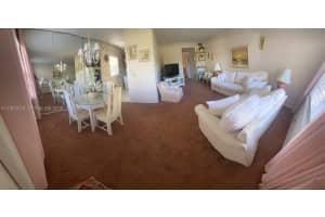 14 Vista Gardens Trl 103 Vero Beach, FL 32962 - MLS#A11953233