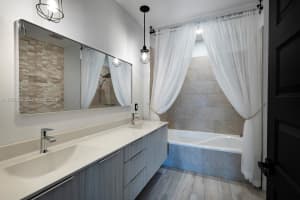 4740 Nw 84th Court 38 Doral, FL 33166 - MLS#A11953235