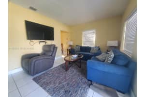 10040 Sw 170th Ter Miami, FL 33157 - MLS#A11953239