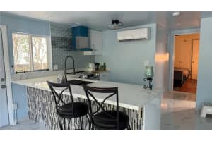 1633 Mckinley St Back Unit Hollywood, FL 33020 - MLS#A11953250