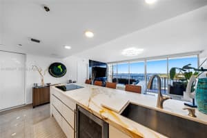 7601 E Treasure Dr 1216 North Bay Village, FL 33141 - MLS#A11953277