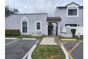 11763 Nw 11th St, Pembroke Pines