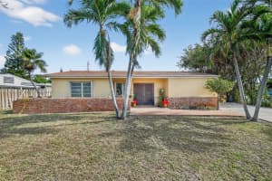 1712 High Ridge Rd Lake Worth, FL 33461 - MLS#A11953314