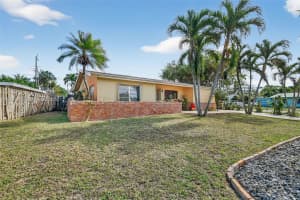 1712 High Ridge Rd Lake Worth, FL 33461 - MLS#A11953314
