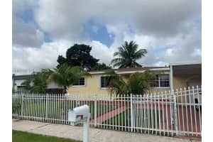 17950 Nw 6th Ct Miami Gardens, FL 33169 - MLS#A11953322