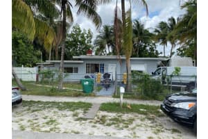 1455 Nw 112th St, Miami 1455 Nw 112th St, Miami