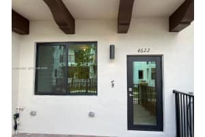 4622 Nw 83rd Path 0 Doral, FL 33166 - MLS#A11953351