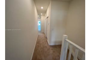 4622 Nw 83rd Path 0 Doral, FL 33166 - MLS#A11953351