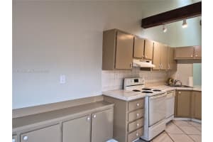 1752 Nw 74th Ave 18 Plantation, FL 33313 - MLS#A11953355