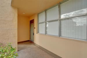 9081 Sunrise Lakes Blvd 107 Sunrise, FL 33322 - MLS#A11953386