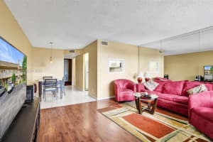 9081 Sunrise Lakes Blvd 107 Sunrise, FL 33322 - MLS#A11953386