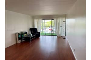 240 Lakeview Dr 308 Weston, FL 33326 - MLS#A11953396