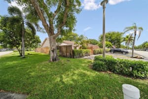4949 E Lakes Dr 0 Deerfield Beach, FL 33064 - MLS#A11953412
