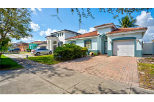 22592 Sw 103rd Ct Cutler Bay, FL 33190 - MLS#A11953414