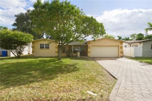 7630 Embassy Blvd Miramar, FL 33023 - MLS#A11953418