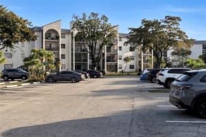 3300 Spanish Moss Ter 106, Lauderhill