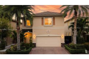 11287 Nw 43rd Ter Doral, FL 33178 - MLS#A11953467