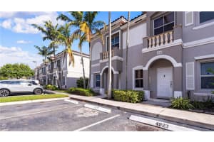 4921 Sw 140th Ter 1 Miramar, FL 33027 - MLS#A11953480