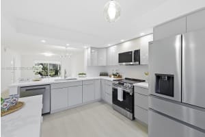 1300 Sw 125th Ave 306k Pembroke Pines, FL 33027 - MLS#A11953522