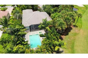 8244 Lakeview Dr West Palm Beach, FL 33412 - MLS#A11953548