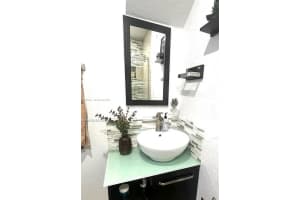 9455 Nw 114th Ln 8 Hialeah Gardens, FL 33018 - MLS#A11953551