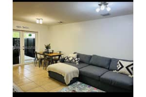 9455 Nw 114th Ln 8 Hialeah Gardens, FL 33018 - MLS#A11953551