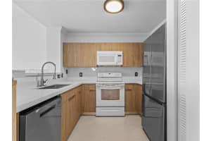 4460 107th Ave , Doral, FL 33178 - MLS#A11953584