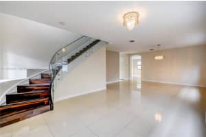 9815 Nw 86th Ter Doral, FL 33178 - MLS#A11953634