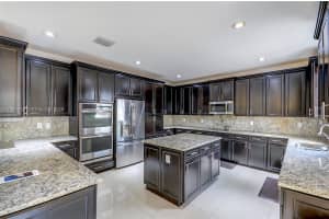 9815 Nw 86th Ter Doral, FL 33178 - MLS#A11953634