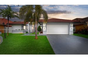 11611 Sw 9th Ct Pembroke Pines, FL 33025 - MLS#A11953659