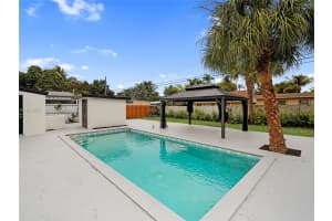 7091 Harding St Hollywood, FL 33024 - MLS#A11953677