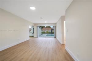 7091 Harding St Hollywood, FL 33024 - MLS#A11953677