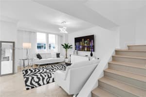 99 Se Mizner Blvd Ph16 Boca Raton, FL 33432 - MLS#A11953679