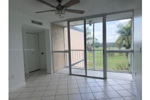 MLS# A11953683, Hialeah, Florida 33015