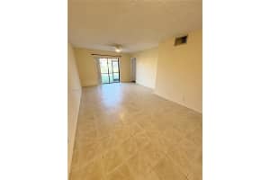 21905 Lake Forest Cir 104 Boca Raton, FL 33433 - MLS#A11953702