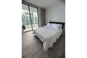 1300 Brickell Bay Dr 2504 Miami, FL 33131 - MLS#A11953720