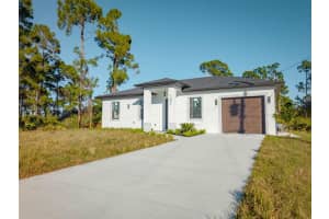 1005 Brenton Ave, Lehigh Acres, FL 33974, - MLS#A11953750