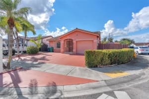1002 Sw 142nd Ct, Miami