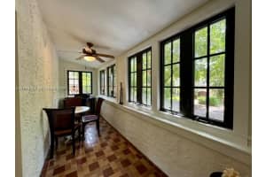 1015 Genoa St , Coral Gables, FL 33134 - MLS#A11953781