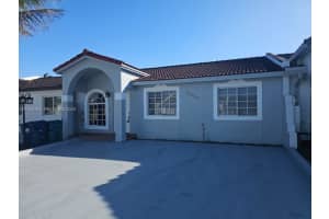 7692 Nw 178th Ter 7692 Hialeah, FL 33015 - MLS#A11953783