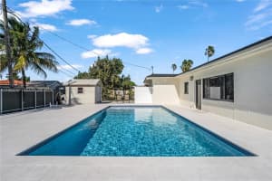 11610 Nw 57th Ct Hialeah, FL 33012 - MLS#A11953797