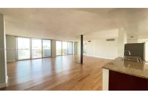 3703 Ne 166th St 602 North Miami Beach, FL 33160 - MLS#A11953804