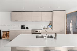 1300 S Miami Ave 2810 Miami, FL 33130 - MLS#A11953838