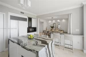 789 Crandon Blvd 1805 Key Biscayne, FL 33149 - MLS#A11953851