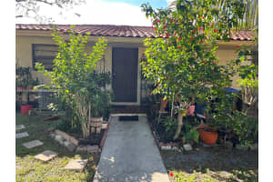 13942 Ne 4th Ave B B Miami, FL 33161 - MLS#A11953856